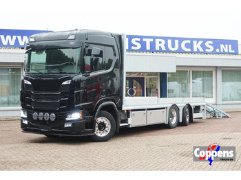 Kuljetin kuorma-auto SCANIA R 500