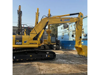Telakaivukone KOMATSU PC220-8