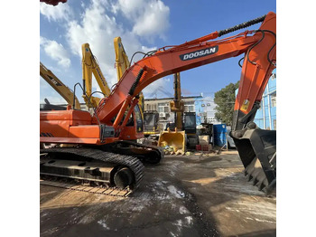 Kaivuri DOOSAN DX300LC