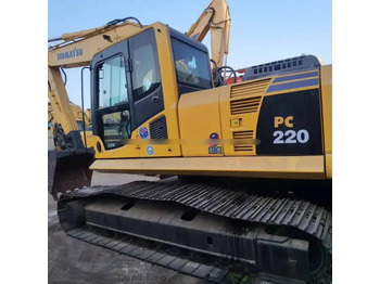 Telakaivukone KOMATSU PC200-8