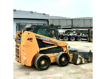 Liukuohjattu kuormaaja Factory Price case 420 Mini Skid Steer Loader Free After Sale 420 430 440 Mini Skid Steer Loader with Brand Engine: kuva Liukuohjattu kuormaaja Factory Price case 420 Mini Skid Steer Loader Free After Sale 420 430 440 Mini Skid Steer Loader with Brand Engine