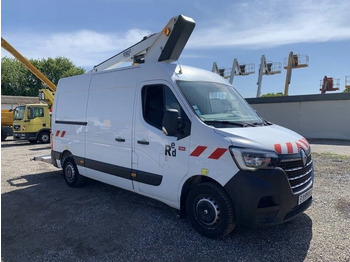 Itsekulkevat henkilönostimet RENAULT Master