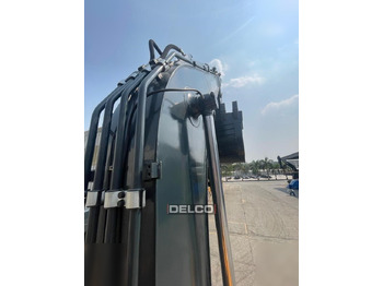 Uusi Telakaivukone HYUNDAI ROBEX 215L SMART: kuva Uusi Telakaivukone HYUNDAI ROBEX 215L SMART