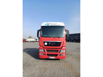 Vetopöytäauto MAN TGX 26.440