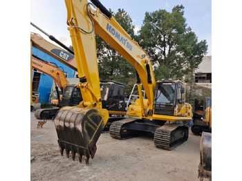Telakaivukone Komatsu PC 200: kuva Telakaivukone Komatsu PC 200