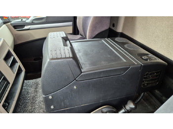 Leasing MAN 8.250 7,30 m Koffer, Navi, Topzustand MAN 8.250 7,30 m Koffer, Navi, Topzustand: kuva Leasing MAN 8.250 7,30 m Koffer, Navi, Topzustand MAN 8.250 7,30 m Koffer, Navi, Topzustand