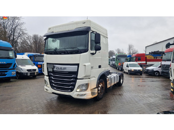Vetopöytäauto DAF XF 440