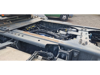 Vetopöytäauto Daf CF 450 FT Nebenantrieb: kuva Vetopöytäauto Daf CF 450 FT Nebenantrieb Vetopöytäauto Daf CF 450 FT Nebenantrieb: kuva Vetopöytäauto Daf CF 450 FT Nebenantrieb