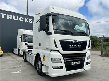 Vetopöytäauto MAN TGX 18.460
