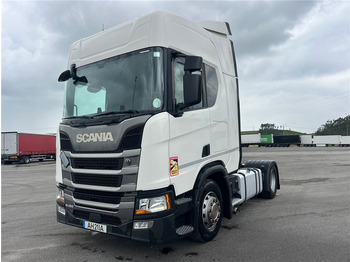 Vetopöytäauto SCANIA R 450