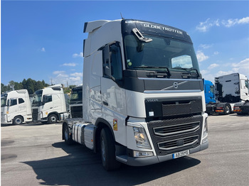 Vetopöytäauto VOLVO FH 500