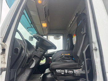 Kuorma-auto alusta IVECO EUROCARGO 180E32P: kuva Kuorma-auto alusta IVECO EUROCARGO 180E32P