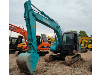 Telakaivukone Kobelco SK140-8: kuva Telakaivukone Kobelco SK140-8