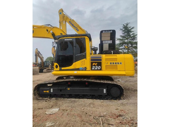 Telakaivukone Komatsu PC220-8: kuva Telakaivukone Komatsu PC220-8