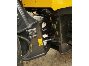 Pyöräkuormaaja SDLG