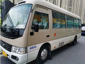 Linja-auto Toyota Coaster: kuva Linja-auto Toyota Coaster