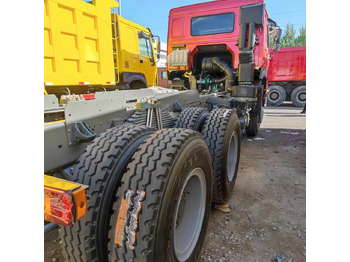 Vetopöytäauto Howo Brandnew unused 371 6X4: kuva Vetopöytäauto Howo Brandnew unused 371 6X4 Vetopöytäauto Howo Brandnew unused 371 6X4: kuva Vetopöytäauto Howo Brandnew unused 371 6X4