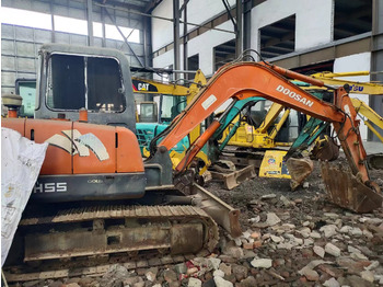 Minikuormaaja DOOSAN DH55