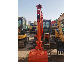 Minikuormaaja HITACHI ZX55: kuva Minikuormaaja HITACHI ZX55