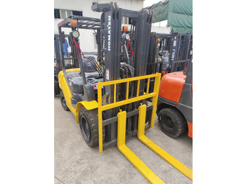 Leasing KOMATSU FD30 FD50 FD70 Japanese diesel forklift KOMATSU FD30 FD50 FD70 Japanese diesel forklift: kuva Leasing KOMATSU FD30 FD50 FD70 Japanese diesel forklift KOMATSU FD30 FD50 FD70 Japanese diesel forklift
