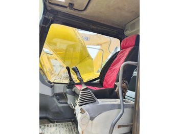 Telakaivukone KOMATSU PC200-7 PC200: kuva Telakaivukone KOMATSU PC200-7 PC200