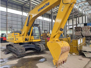 Telakaivukone KOMATSU PC200-8