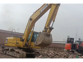 Telakaivukone KOMATSU PC200-8