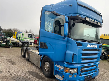 Vetopöytäauto SCANIA R 560