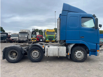 Vetopöytäauto Volvo FH 12.380 Tractor unit: kuva Vetopöytäauto Volvo FH 12.380 Tractor unit Vetopöytäauto Volvo FH 12.380 Tractor unit: kuva Vetopöytäauto Volvo FH 12.380 Tractor unit