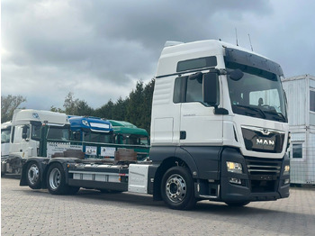 Konttialus/ Vaihtokuormatilat kuorma-auto MAN