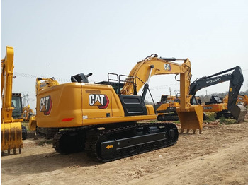 Telakaivukone CATERPILLAR