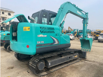 Minikuormaaja KOBELCO