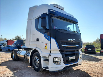 Vetopöytäauto IVECO