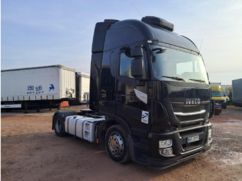 Vetopöytäauto IVECO