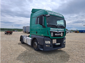 Vetopöytäauto MAN TGX
