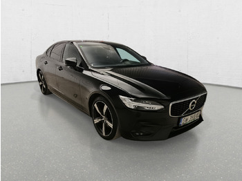 Henkilöauto VOLVO