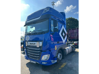 Vetopöytäauto DAF XF 480