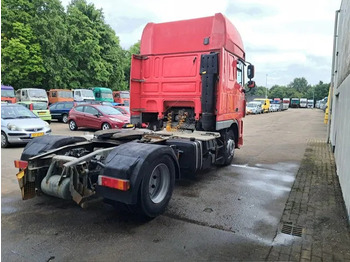 Vetopöytäauto DAF XF 105 460 , Manual Gearbox , PTO , Tipper Hydraulics , Airco , Superspace Cab: kuva Vetopöytäauto DAF XF 105 460 , Manual Gearbox , PTO , Tipper Hydraulics , Airco , Superspace Cab