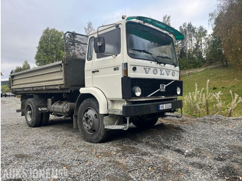 Kippiauto kuorma-auto VOLVO