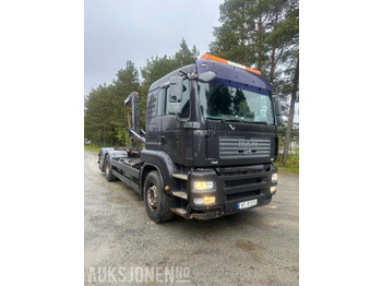 Koukkulava kuorma-auto 2007 MAN TGA 26.440 6X2-2 BL: kuva Koukkulava kuorma-auto 2007 MAN TGA 26.440 6X2-2 BL Koukkulava kuorma-auto 2007 MAN TGA 26.440 6X2-2 BL: kuva Koukkulava kuorma-auto 2007 MAN TGA 26.440 6X2-2 BL