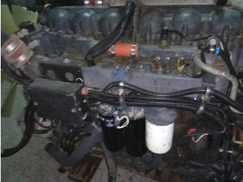 Moottori RENAULT Magnum