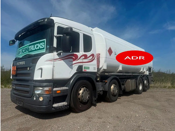 Säiliöauto SCANIA P 380