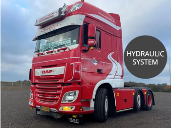 Vetopöytäauto DAF XF 530