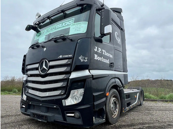 Vetopöytäauto MERCEDES-BENZ Actros 1843