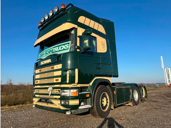 Vetopöytäauto SCANIA R164