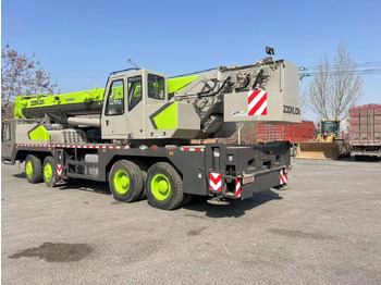 Ajoneuvonosturi Zoomlion Used 50 Ton Zoomlion Truck Crane Chinese Brand Mobile Crane Mode: kuva Ajoneuvonosturi Zoomlion Used 50 Ton Zoomlion Truck Crane Chinese Brand Mobile Crane Mode