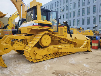Puskutraktori CATERPILLAR D6R