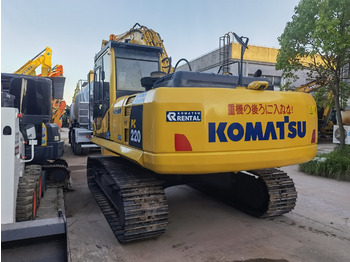 Telakaivukone KOMATSU PC220-8: kuva Telakaivukone KOMATSU PC220-8