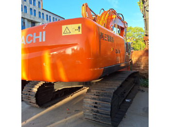 Kaivuri HITACHI ZX210