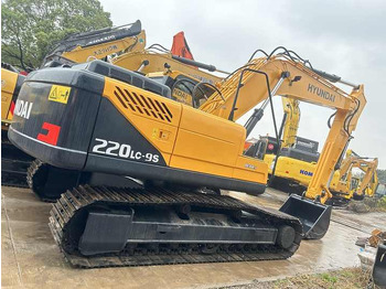 Telakaivukone Used Hyundai 220LC-9S Crawler Excavator Used Hyundai 220LC-9S Excavator in Great Performance in stock: kuva Telakaivukone Used Hyundai 220LC-9S Crawler Excavator Used Hyundai 220LC-9S Excavator in Great Performance in stock